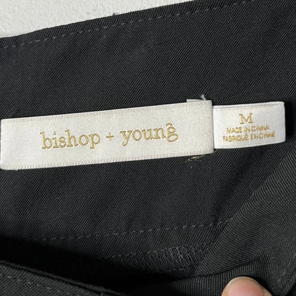 Bishop + Young Women's Kimberly High Waisted Shorts M Black Pleated Belted Rayon - Picture 6 of 8